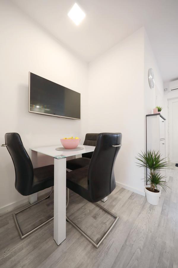 Apartment Mini Zára Kültér fotó